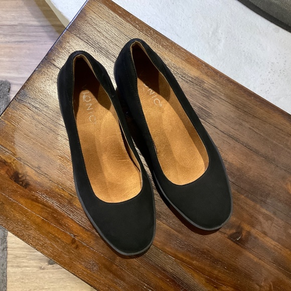 Vionic Women's Sereno Wedge Slip On size 7 - Picture 4 of 9